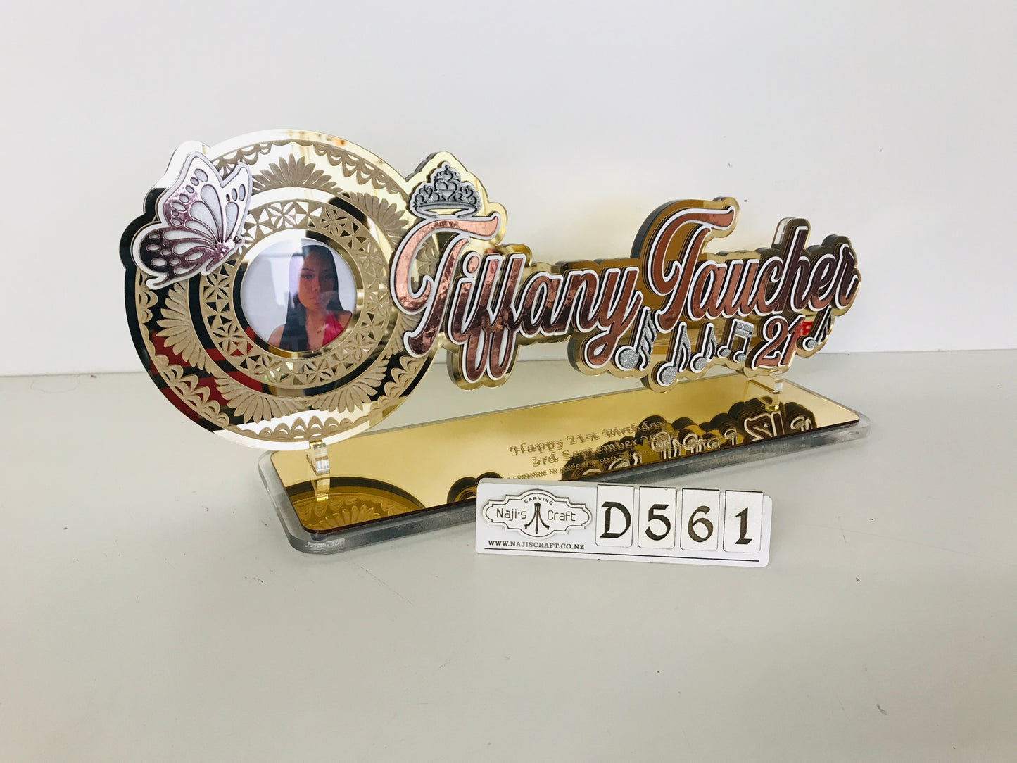 D561 Golden Acrylic Mirror Key