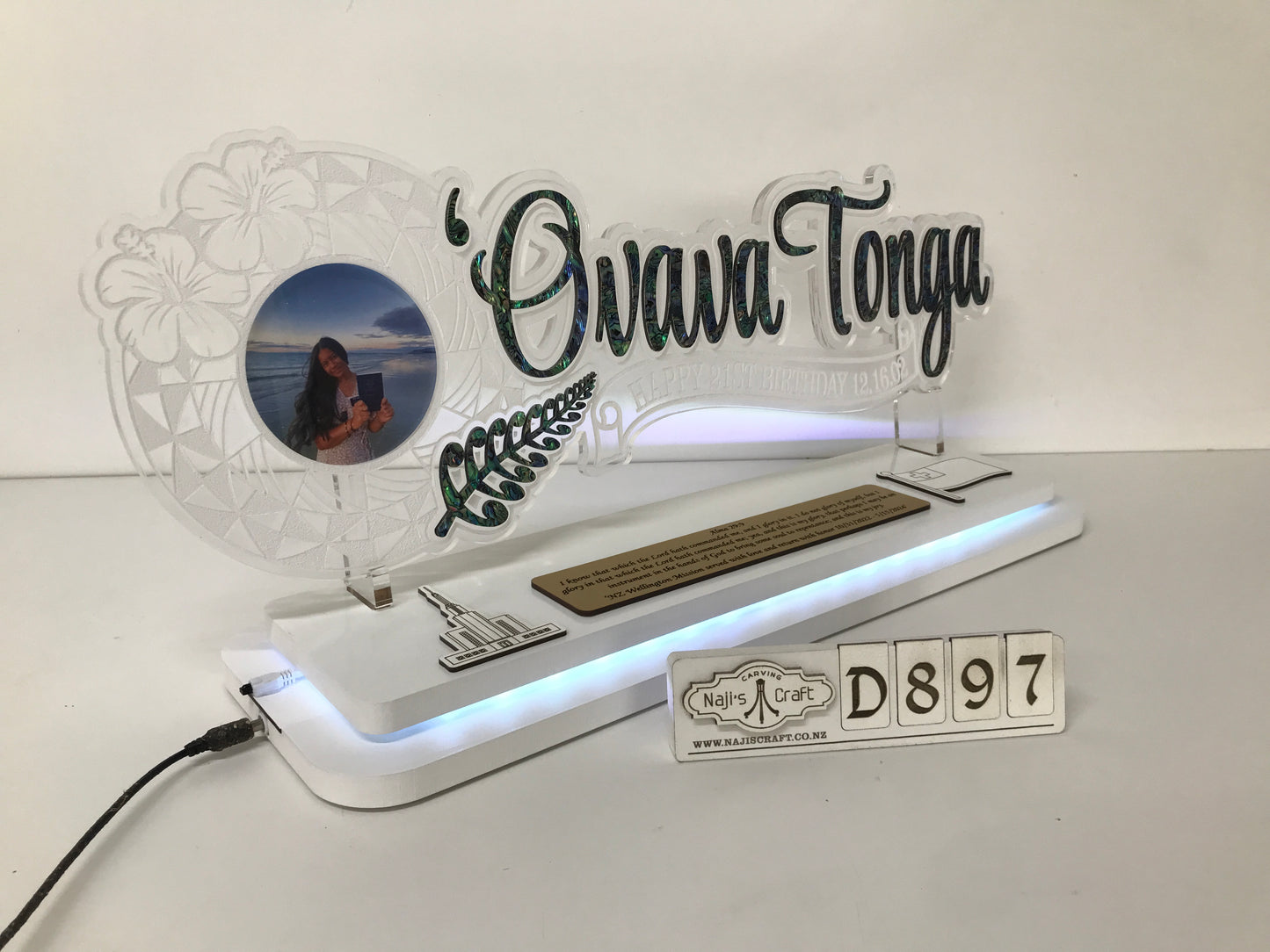 D897 Clear Acrylic Tongan 21st Key